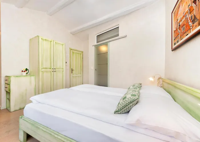 Casa Matteotti Ρόβινι