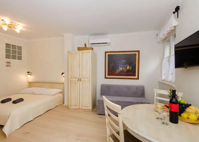 Casa Matteotti * Ρόβινι