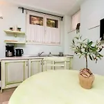 Casa Matteotti * Ρόβινι